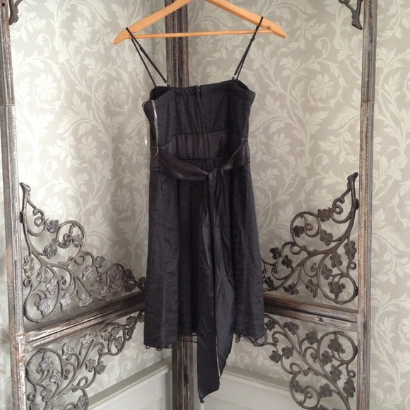 Little Black Dress - Picture 2 of 4