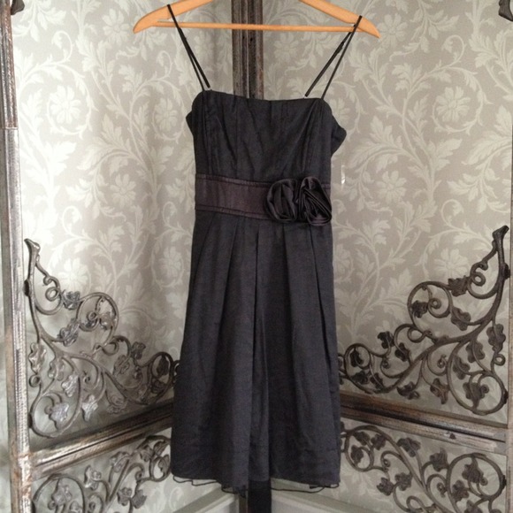 Little Black Dress - Picture 3 of 4