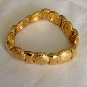 Circle Bracelet