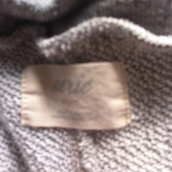 No longer wear - Picture 2 of 2