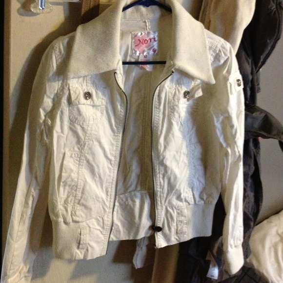 White bomber jacket! Fits small and medium.