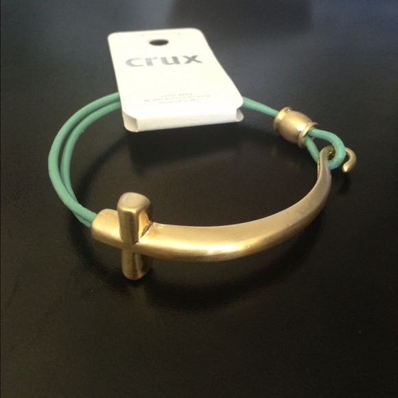 Tiffany green side cross bracelet