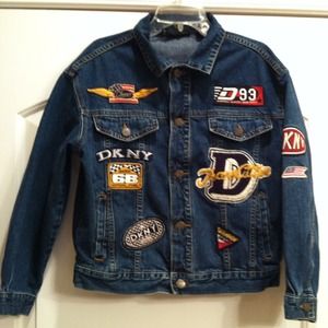 😊-DKNY retro style jean jacket