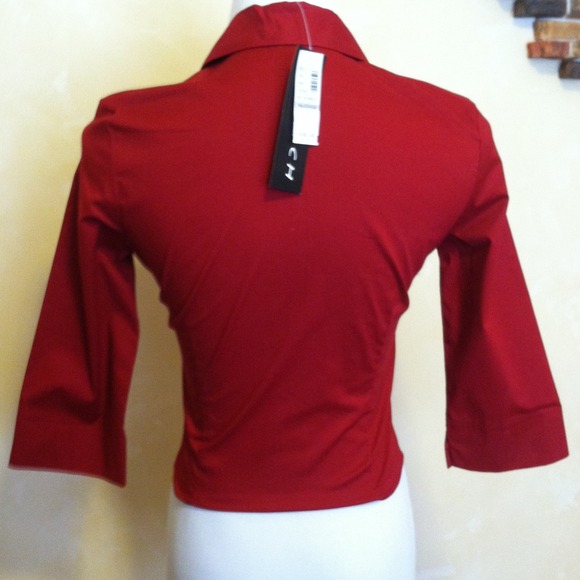 🎀Red Top🎀 - Picture 3 of 4