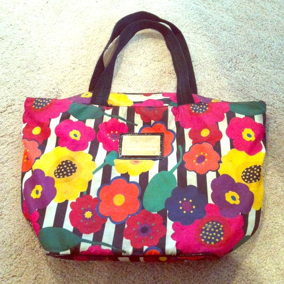 Betsey Johnson Handbags - Authentic Betsey Johnson flower tote