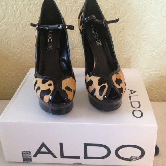 Cheetah print high heelre - Picture 3 of 3