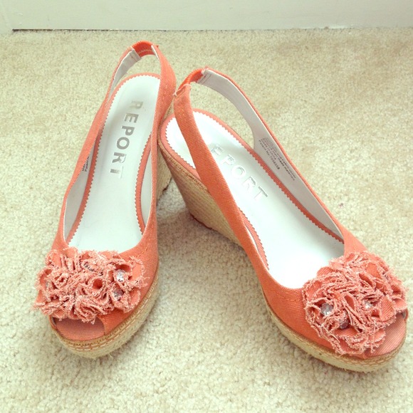 Report Wedge Sandals