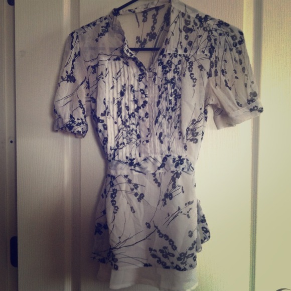 Apt. 9 black and whit blouse