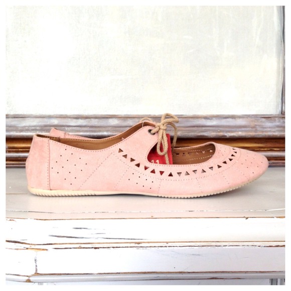 Pink tie ballet flats - NWT