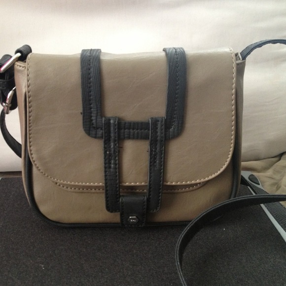 R+J shoulder bag