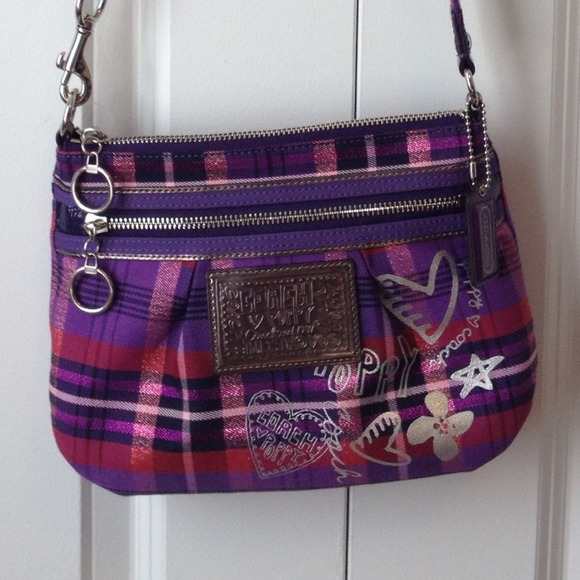 Authentic poppy coach cross body purse!