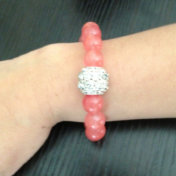 Peach Rhinestones Bracelet - Picture 2 of 2