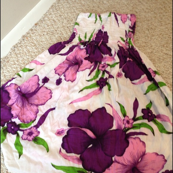 Cute purple floral beach coverup!