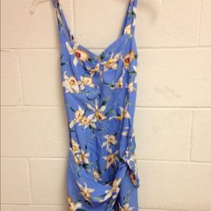 Hawaiian dress size small