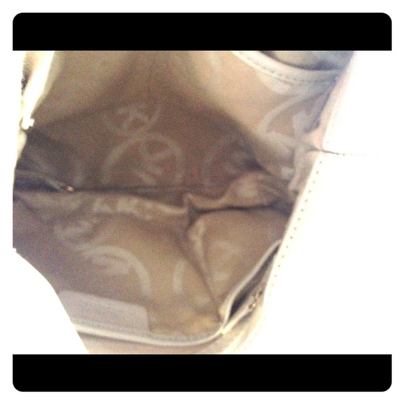 Extra pics of Michael kors bag