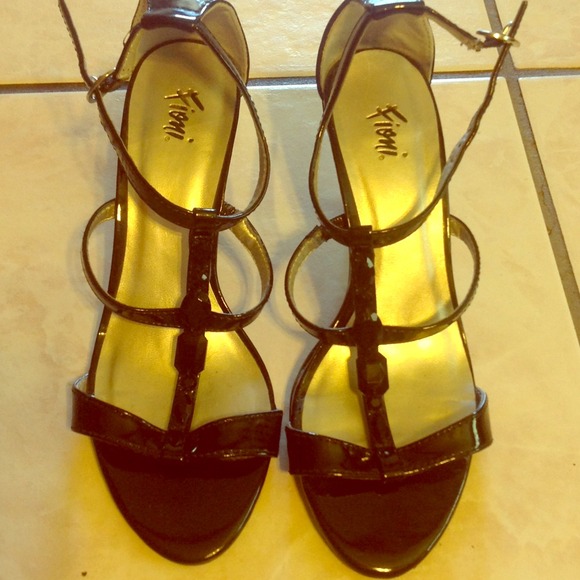 Evening short heels