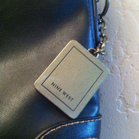 REDUCED💗💗💗💗Nine west bag. - Picture 2 of 3