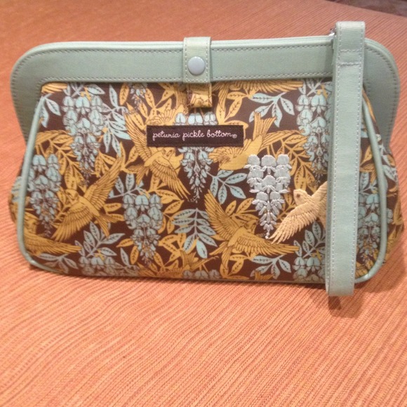 🚫SOLD🚫Petunia Pickle Bottom Diaper Clutch