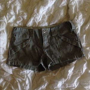 Mid-Rise Nautical Shorts