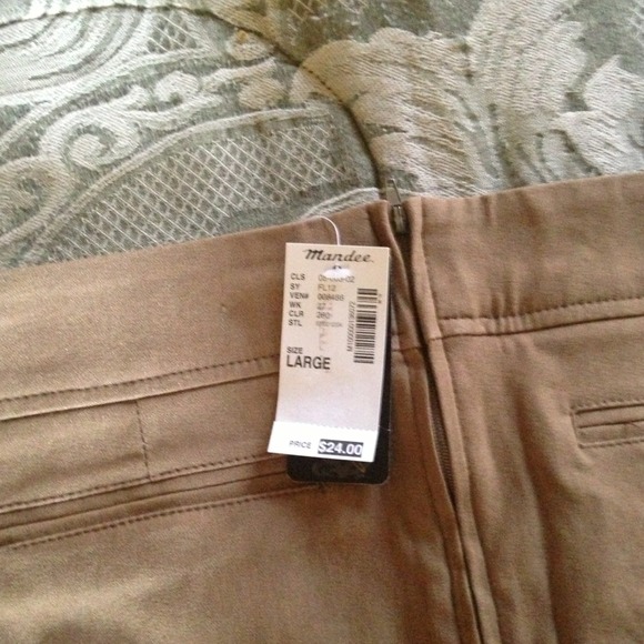 Pencil skirt NWT - Picture 3 of 3