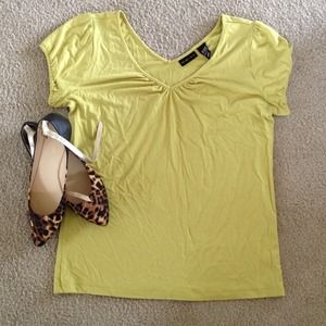Pea Yellow Shirt