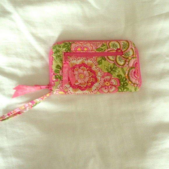 Vera Bradley large wallet / Wristlet.
