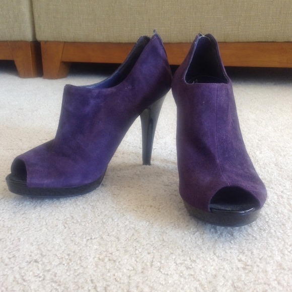 ❌SOLD👊Nine West purple suede heels-size 6.
