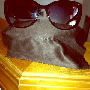 Authentic Michael Kors sunglass