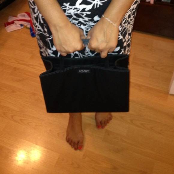 REDUCED!!!Authentic Kate spade purse - Picture 4 of 4