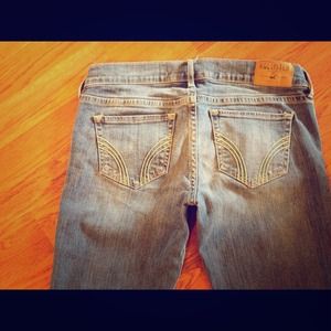 Hollister size 26 (3R) skinny jeans