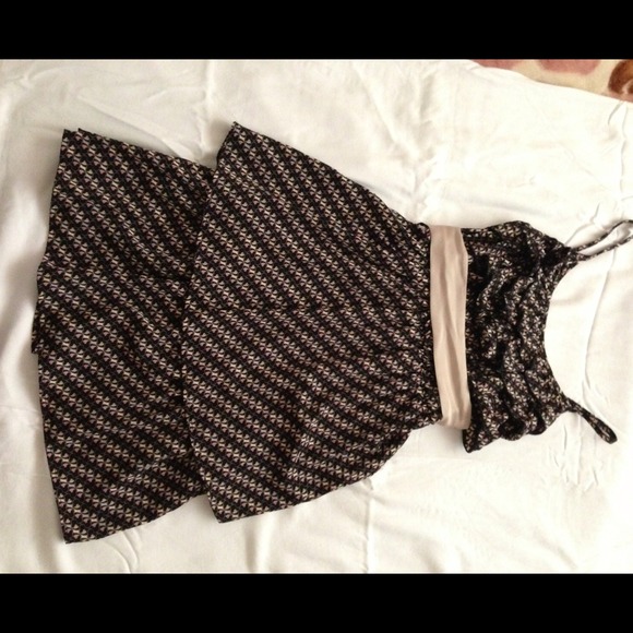 💢Reduced💢Spaghettistrap dress w/satin belt NEW - Picture 4 of 4
