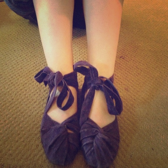 Kimchi Blue Suede Ankle Wrap Flats size 7