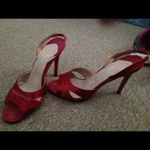 🚫SOLD🚫AUTHENTIC CHRISTIAN LOUBOUTIN