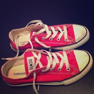 Red converse