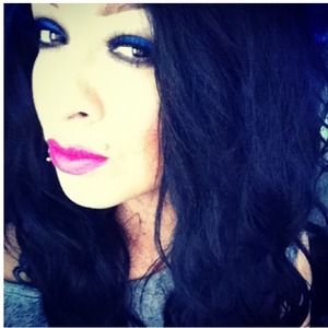 ❗REDUCED❗Dark brown, almost black synthetic wig