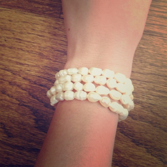 BUNDLE😀😀😀FRESH WATER PEARL BRACELETS handmade