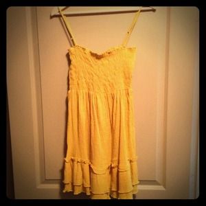 Yellow sundress!