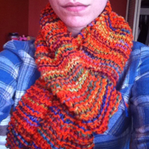 Hand knit scarf