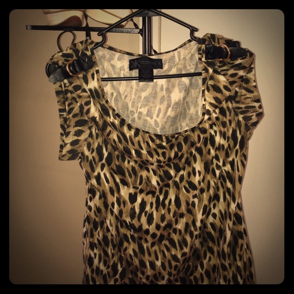 🔴Sold 🔴Kardashian collection leopard top