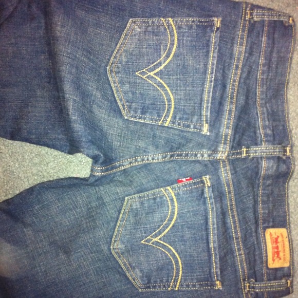 jeans