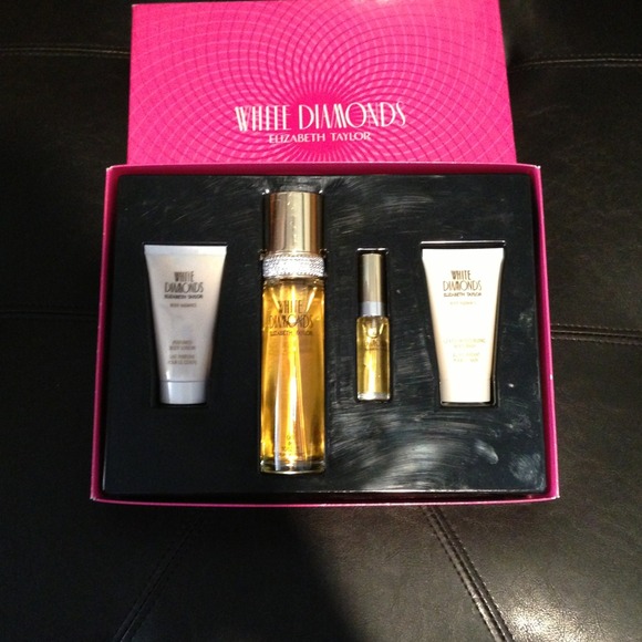Elizabeth Taylor White Diamonds Fragrance