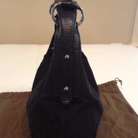 REDUCED! Authentic Gucci Hobo - Picture 2 of 4