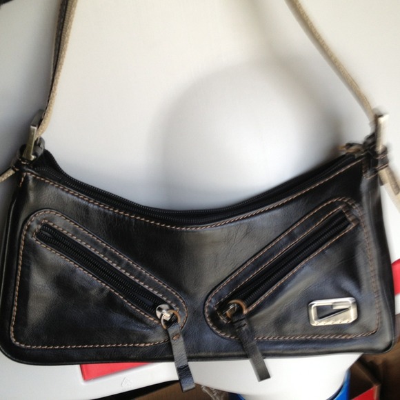 SOLD. In BUNDLE Little black & tan purse with 2 po
