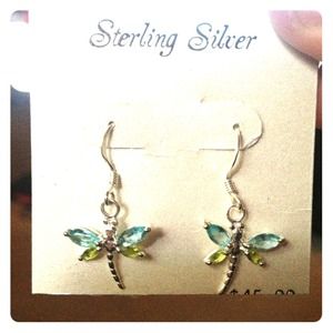 Sterling Silver Dragon Fly earrings! 💙💚