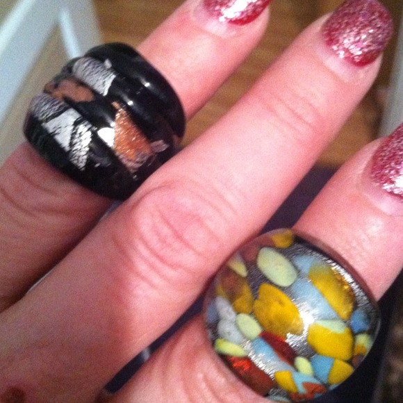 <~>Murano style glass rings