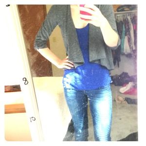 3/4 sleeve grey sweater