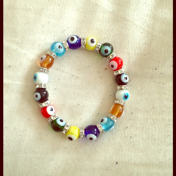 Evil Eye Bracelet with crystals - Picture 1 of 2