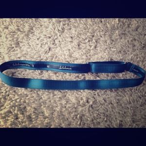 SOLD-Lululemon Skinny Satin headband