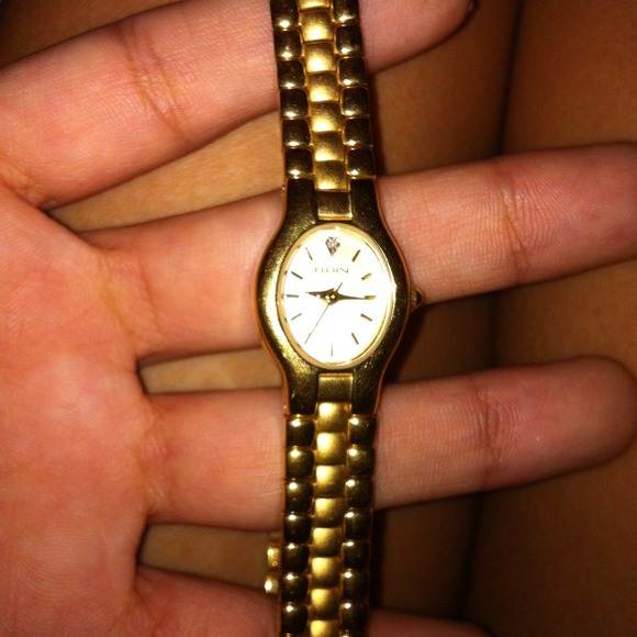Girls watch