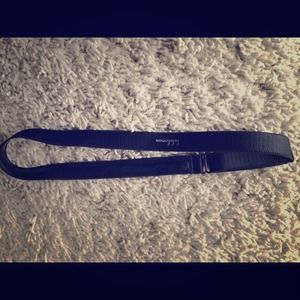 SOLD - Lululemon Skinny Strappy Headband